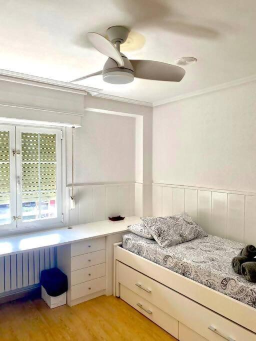 Nuevo Con Piscina A 2 Minutos Estacion Tren Ave Apartment *